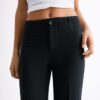 Slim fit-byxor med rak passform Slim fit-byxor med rak passform