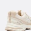 Sneakers med detaljer