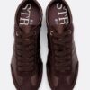 Sneakers med fin sula i satineffekt