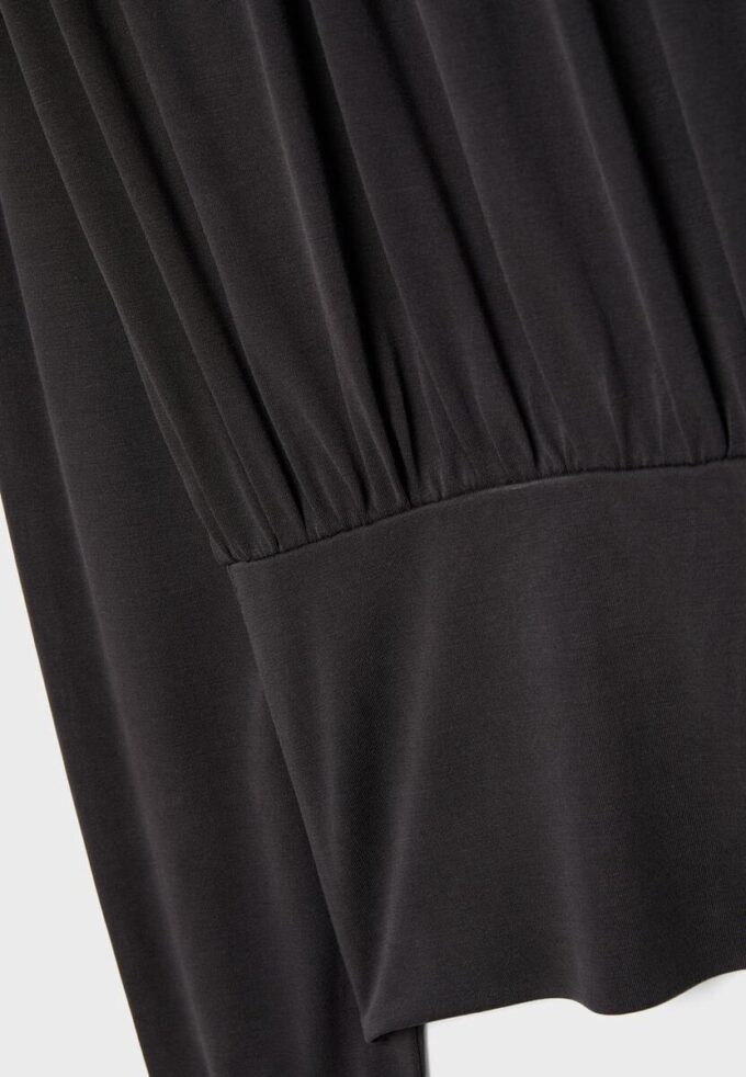 Soft Touch asymmetrisk T-shirt