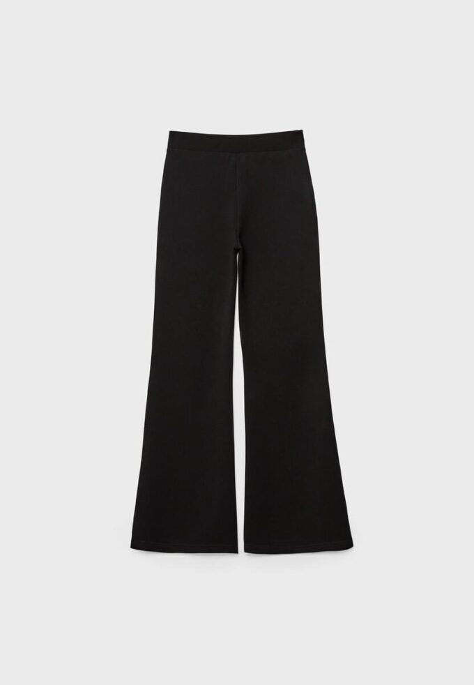 Soft Touch-bell bottom-byxor med sömdetalj fram Soft Touch-bell bottom-byxor med sömdetalj fram