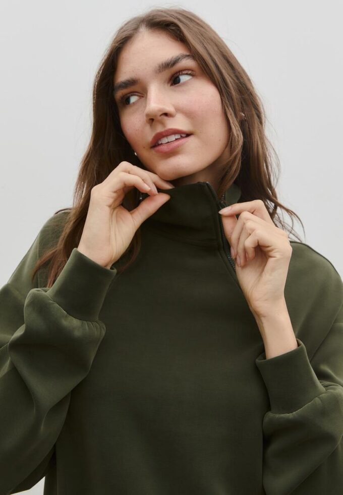 Soft Touch sweatshirt med dragkedja i sidan Soft Touch sweatshirt med dragkedja i sidan