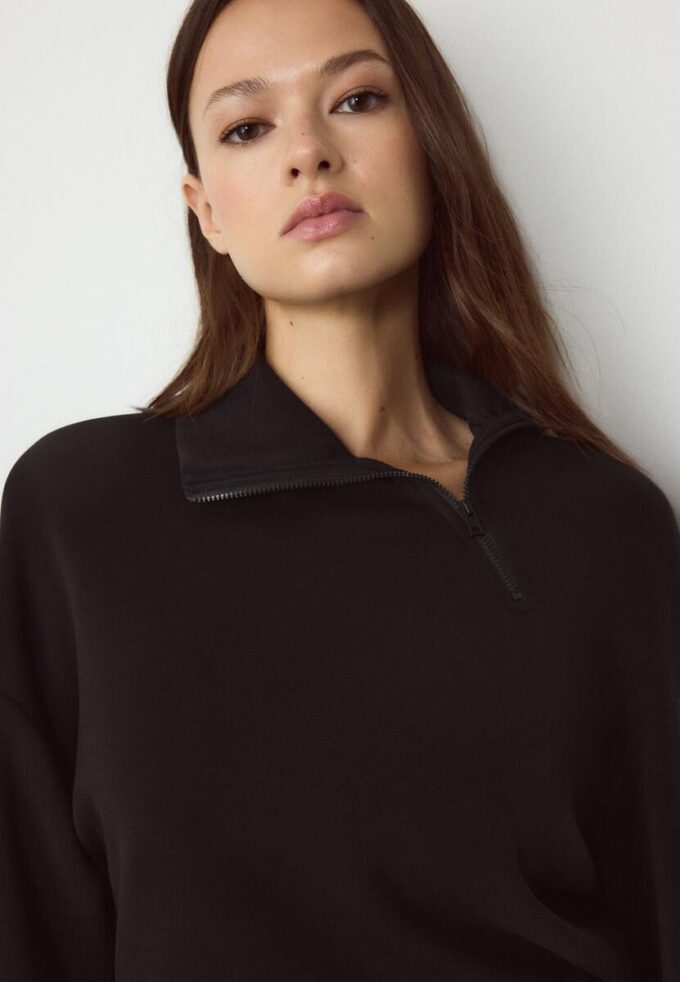 Soft Touch sweatshirt med dragkedja i sidan