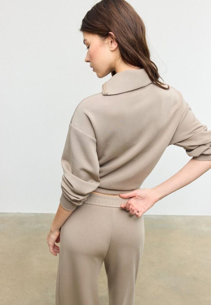 Soft Touch sweatshirt med dragkedja i sidan Soft Touch sweatshirt med dragkedja i sidan