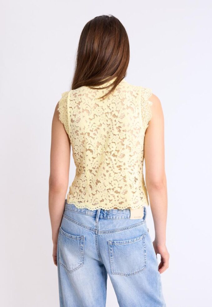 Spets-Qipao-Toppar