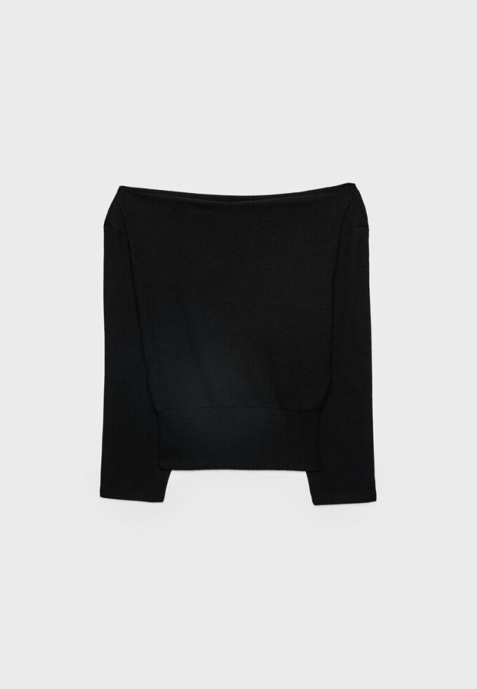 Stickad T-shirt med båthals och skärp som bälte