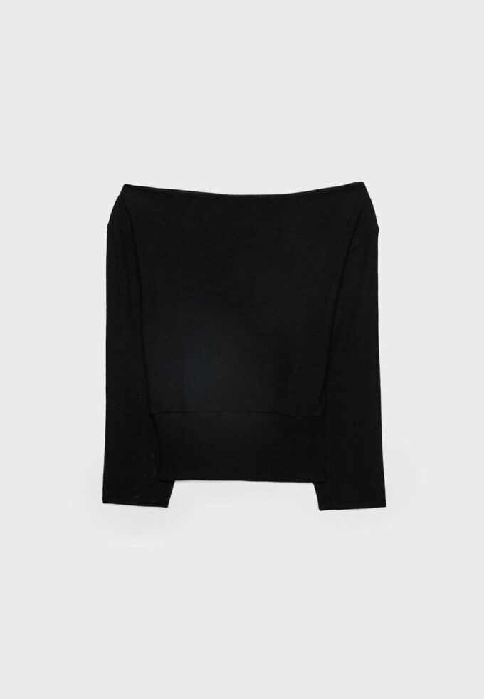 Stickad T-shirt med båthals och skärp som bälte