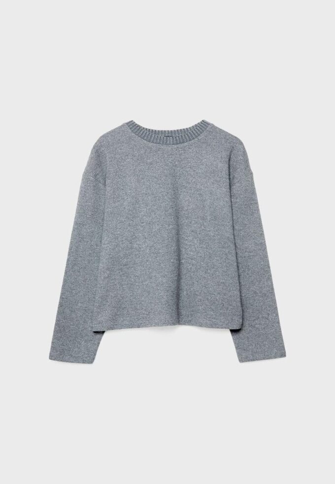 Stickat T-shirt med rund hals