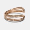 Styvt armband med metalltrådar