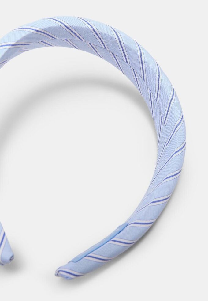Styvt randigt hårband