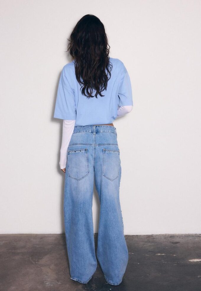 Superbaggy jeans med stjärnor på sidorna Superbaggy jeans med stjärnor på sidorna