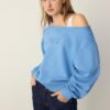 Sweatshirt med båthals och strassvingar Sweatshirt med båthals och strassvingar