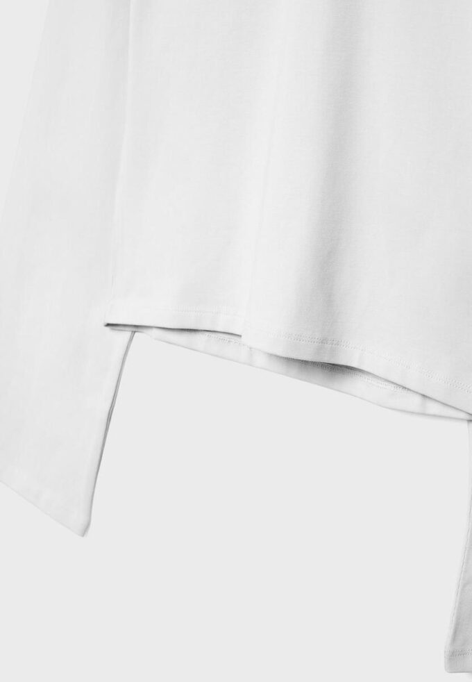 T-shirt med kimonorärmar