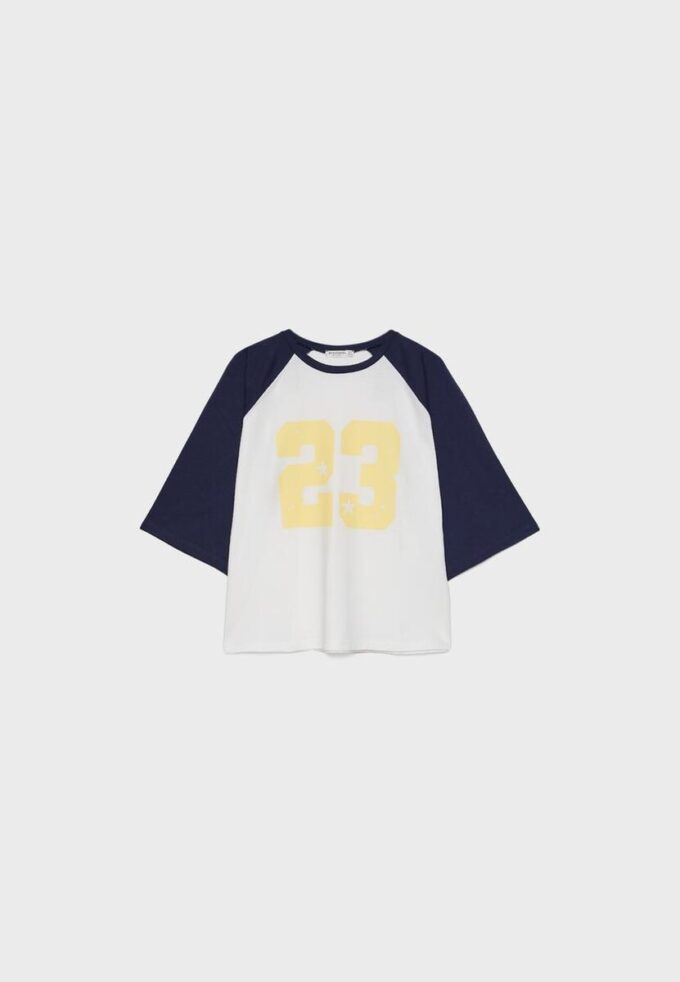 T-shirt med raglanärmar