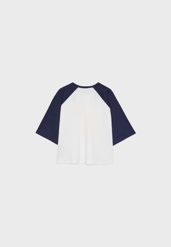 T-shirt med raglanärmar