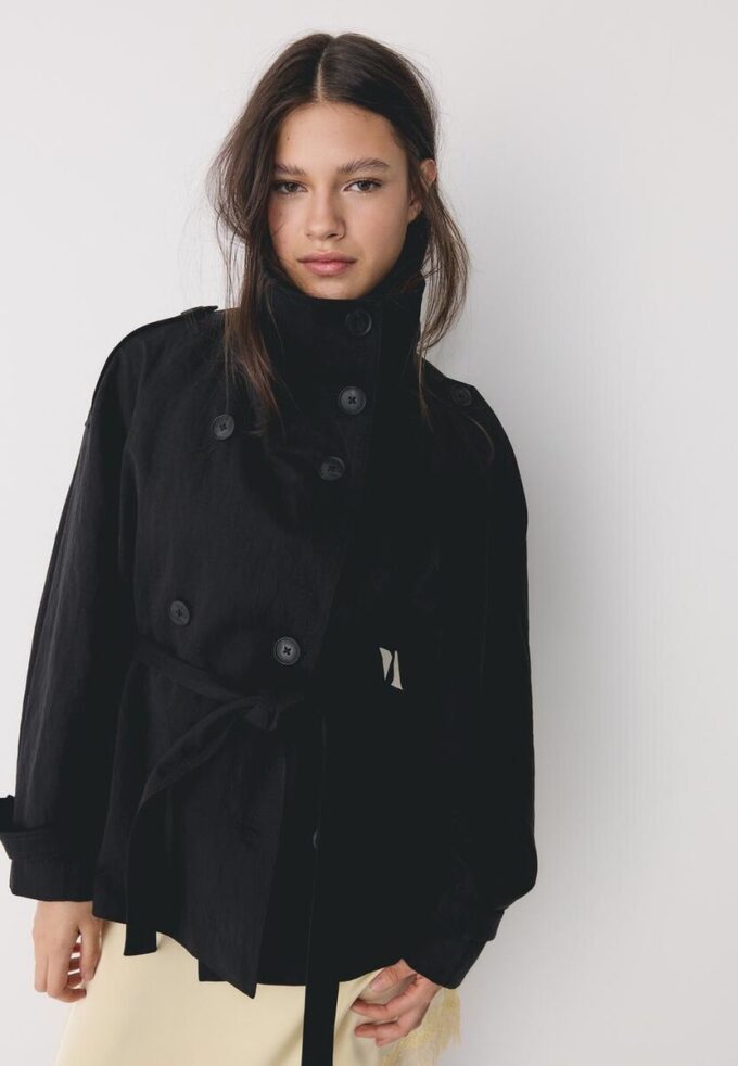Trenchcoat med hög hals
