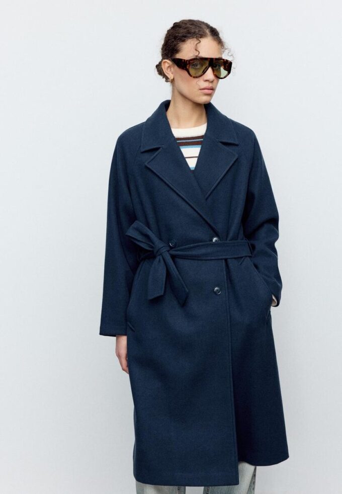 Trenchcoat med Soft Touch-yta