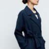 Trenchcoat med Soft Touch-yta