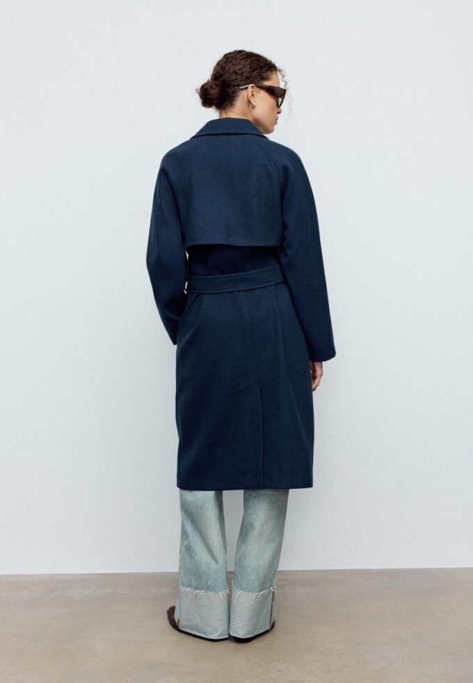 Trenchcoat med Soft Touch-yta