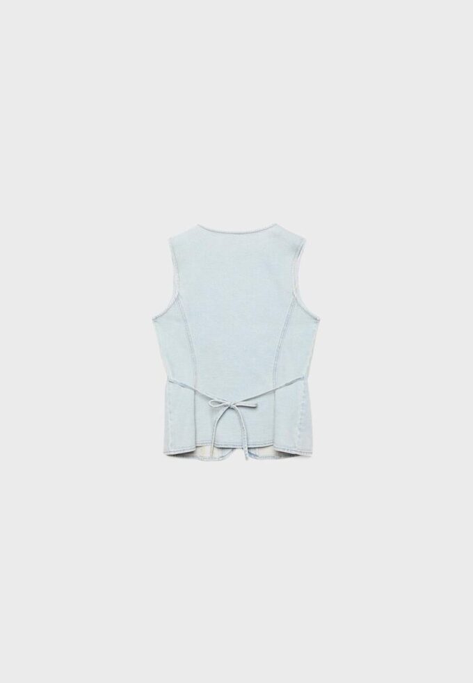 Åtsittande denimtop