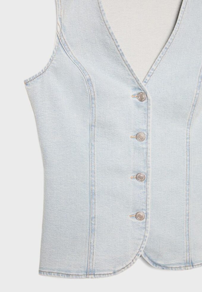 Åtsittande denimtop