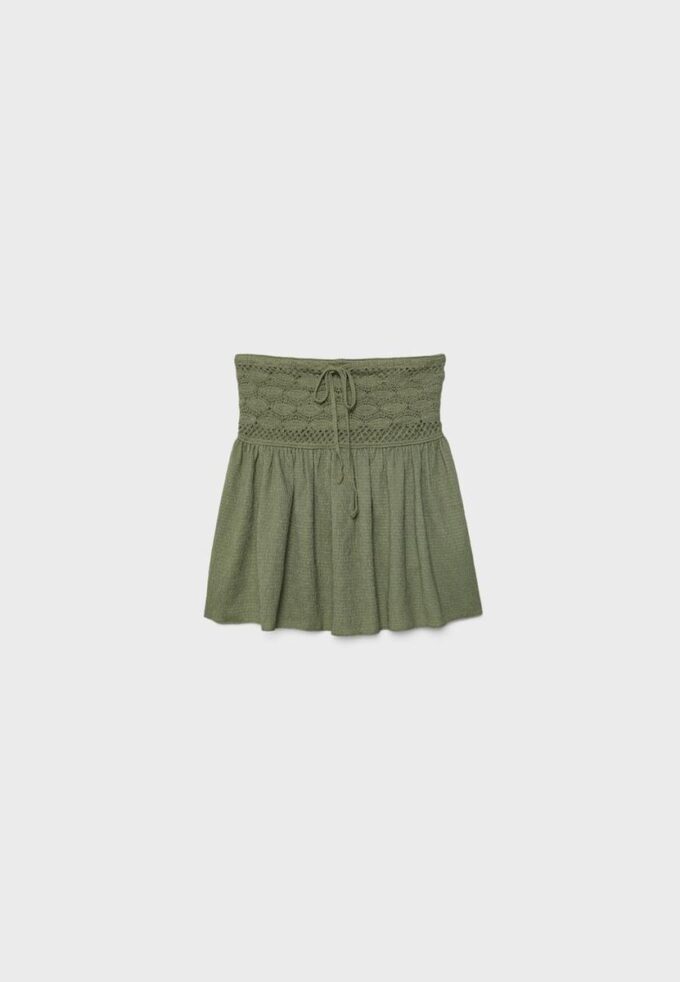 Virkad bandeau-toppar