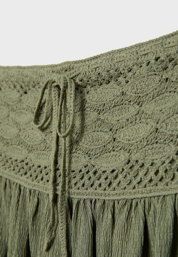 Virkad bandeau-toppar