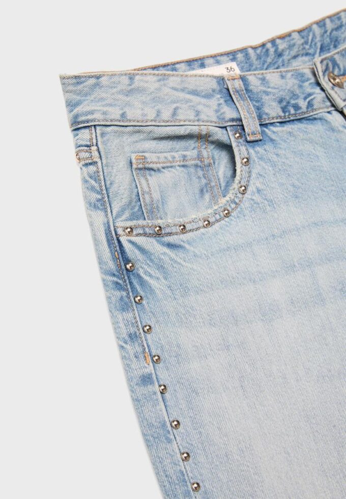 Wide Leg loose jeans with studs Wide Leg loose jeans with studs