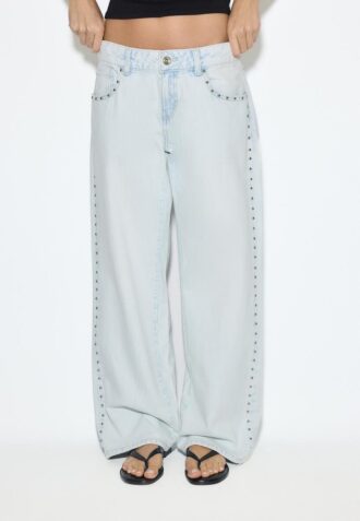 Wide Leg loose jeans with studs