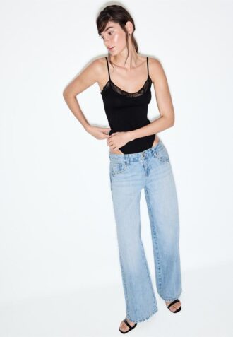 Wide Leg loose jeans with studs