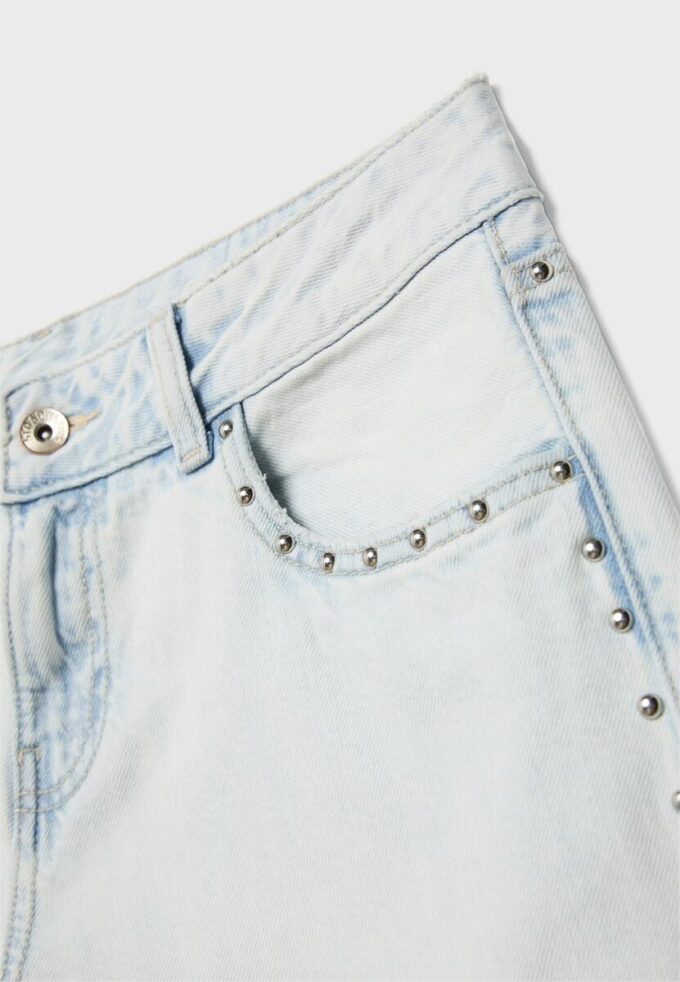 Wide Leg loose jeans with studs Wide Leg loose jeans with studs