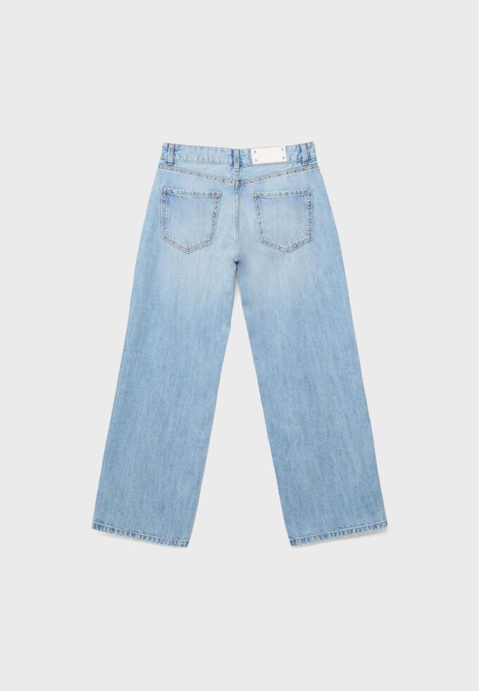 Wide Leg loose jeans with studs Wide Leg loose jeans with studs